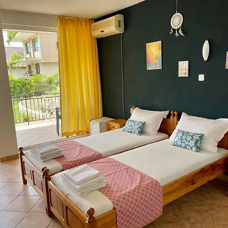 Serenity Hill ゲストハウス スヴェティ・ヴラス